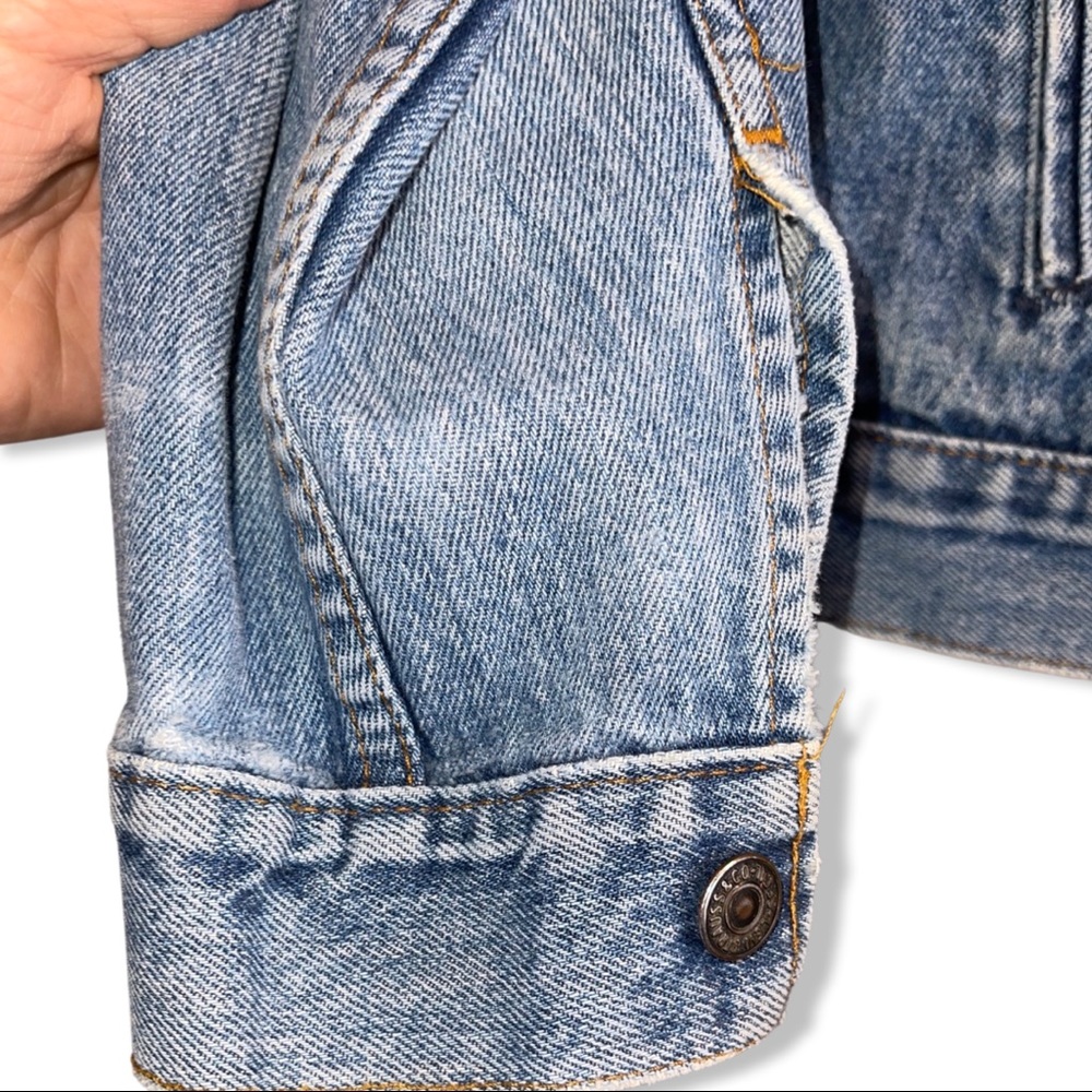 Vtg. Levi’s Jean Jacket Blue Faded Size M - Picture 3 of 4